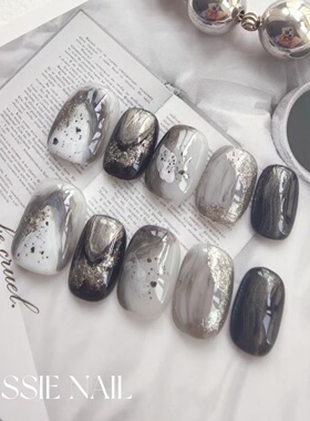 【暮光曲调】MUSSIE NAIL秋冬黑色晕染高级感纯手工短款穿戴甲