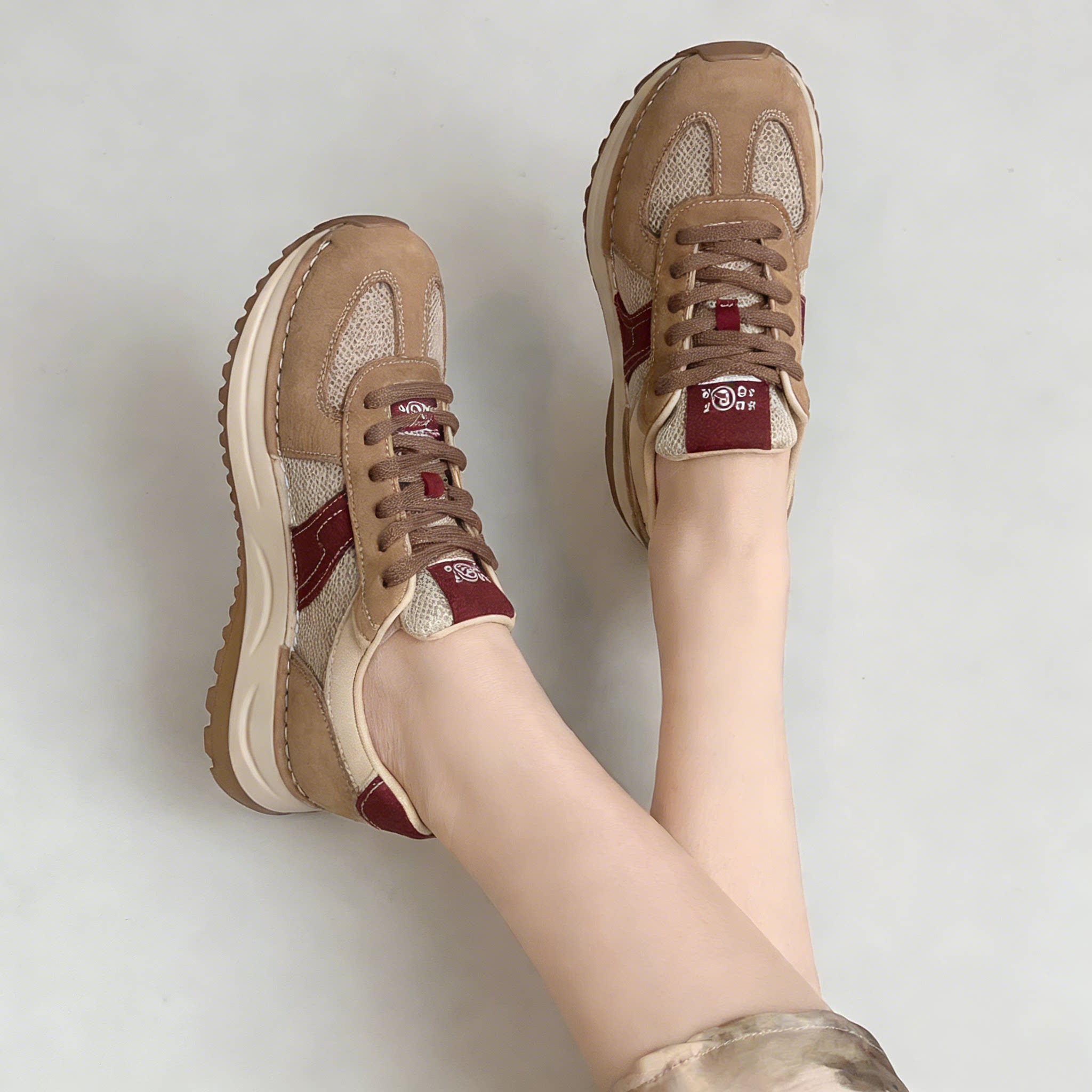 厚底网面透气女鞋2025夏季新款超轻软底系带老爹鞋舒适运动休闲鞋