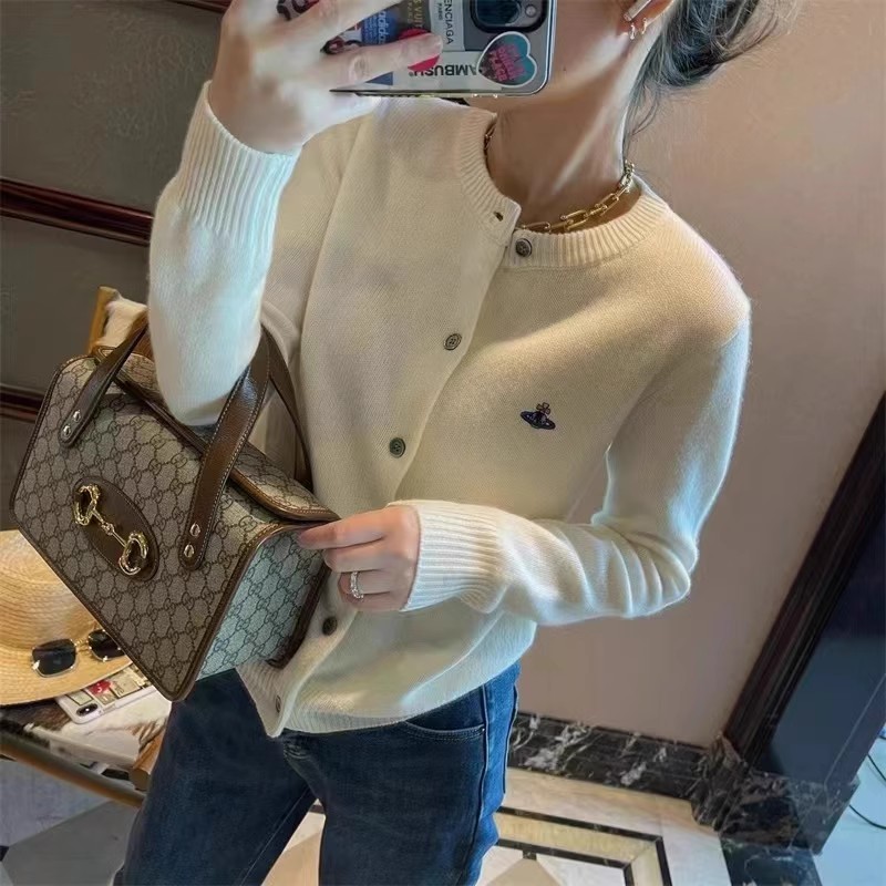 女士羊毛衫毛衣开衫2026年新款绣花毛衣外搭短款针织外套纽扣开衫