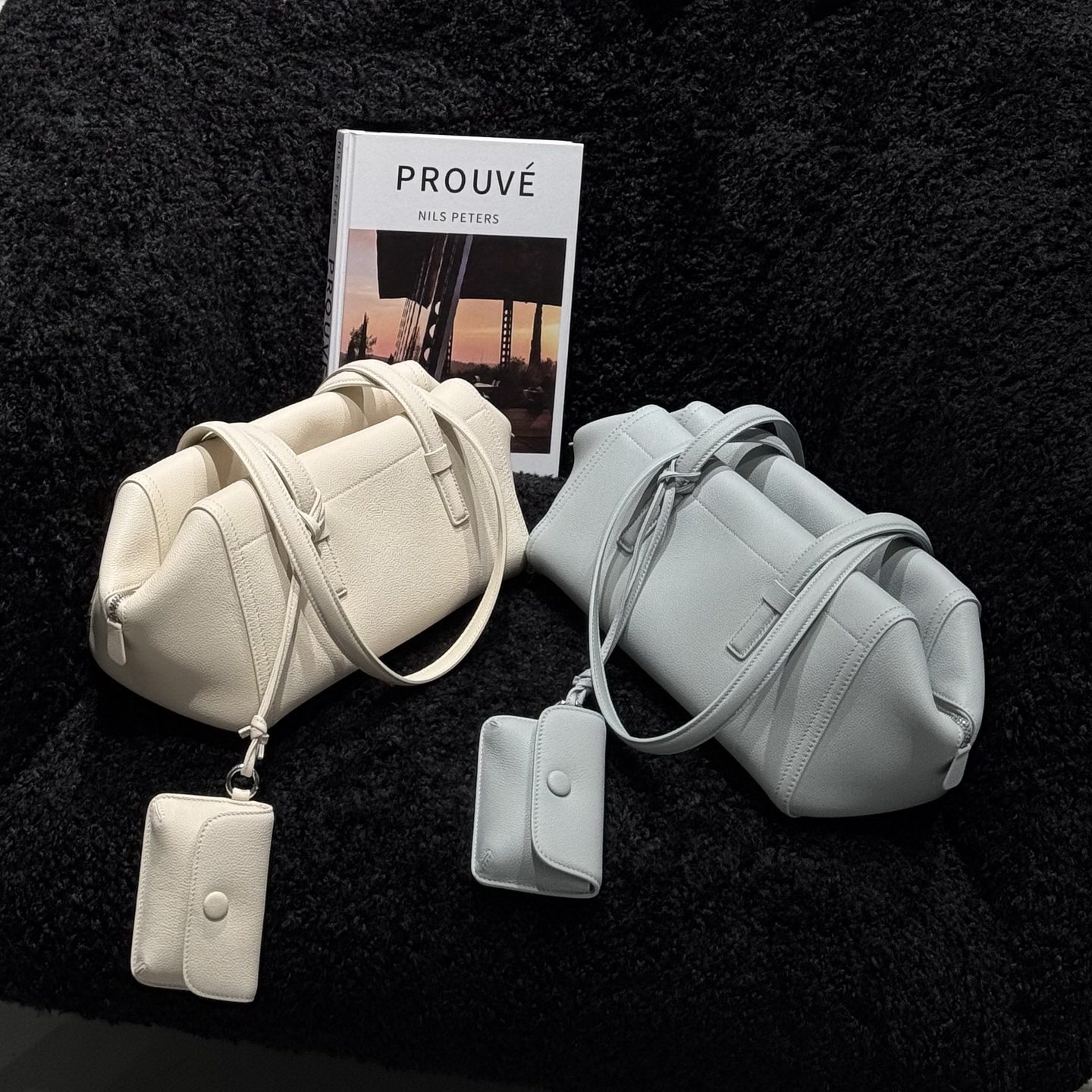 欧尚典牛皮波士顿保龄球腋下包女新款真皮大容量单肩包通勤枕头包