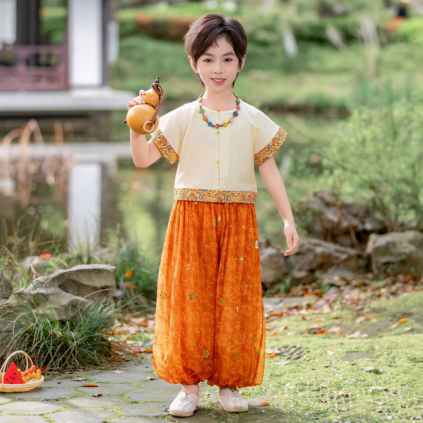 敦煌风汉服儿童唐代圆领胡服男童图片