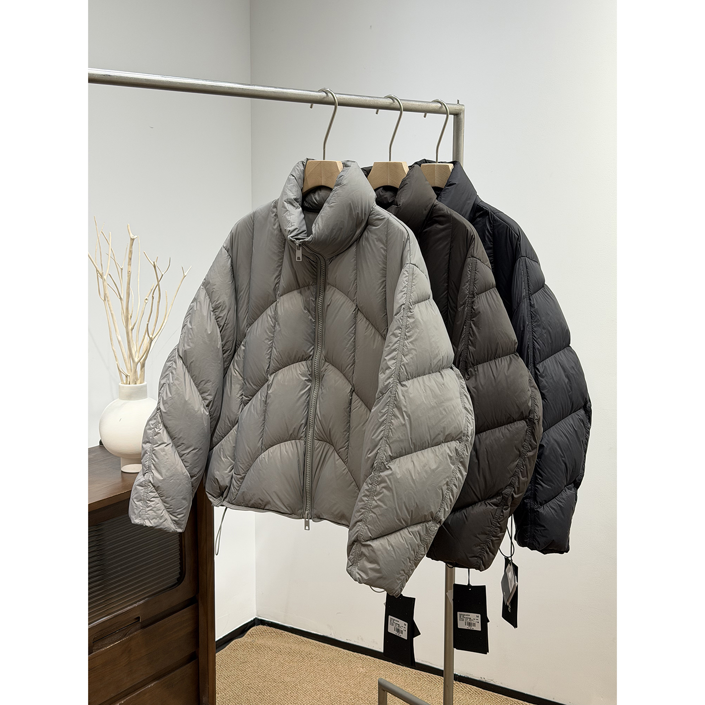 目写新款云感泡芙华夫格大面包高充绒立领羽绒服男廓形保暖外套冬