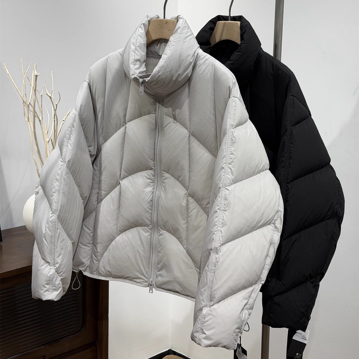 目写冬新款泡芙立领羽绒服男简约纯色宽松保暖加厚90白鸭绒面包服