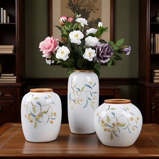 高级感手绘枇杷花瓶陶瓷摆件复古新中式客厅装饰插花水培器皿花器