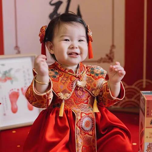 周岁礼服2026新款儿童礼服女宝宝中国风唐装抓周礼服周岁生日宴