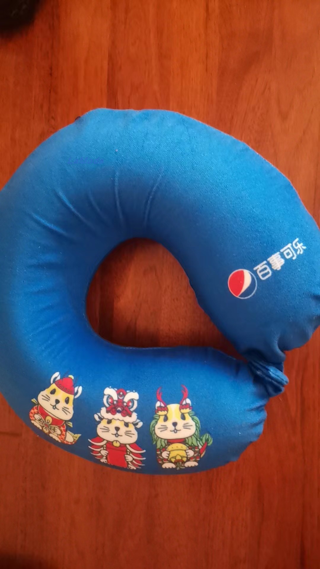 U型乳胶枕/飞机汽车便携旅行枕/学生午睡枕/颈椎护头枕/可拆卸