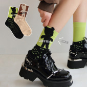 原创袜子 字母立体小熊袜 女袜 个性 ins潮中筒袜 设计款 春夏新品