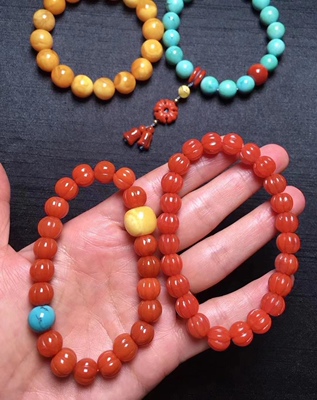 南红天然满色满肉绿松石蜜蜡手串