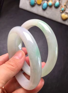 A货天然糯冰种绿色翡翠手镯