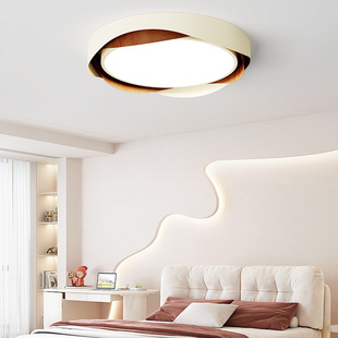 全光谱日式 胡桃木色卧室灯复古中古风木纹护眼灯书房房间吸顶灯具