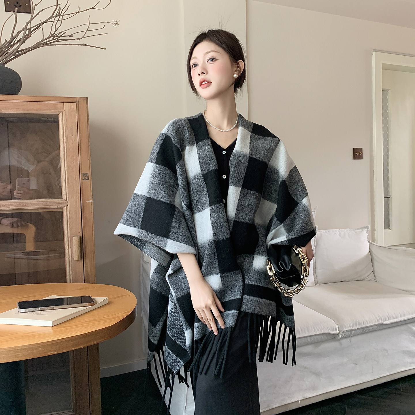 民族风格子流苏披肩女士外搭新疆西藏旅游拍照穿搭保暖百搭大披风