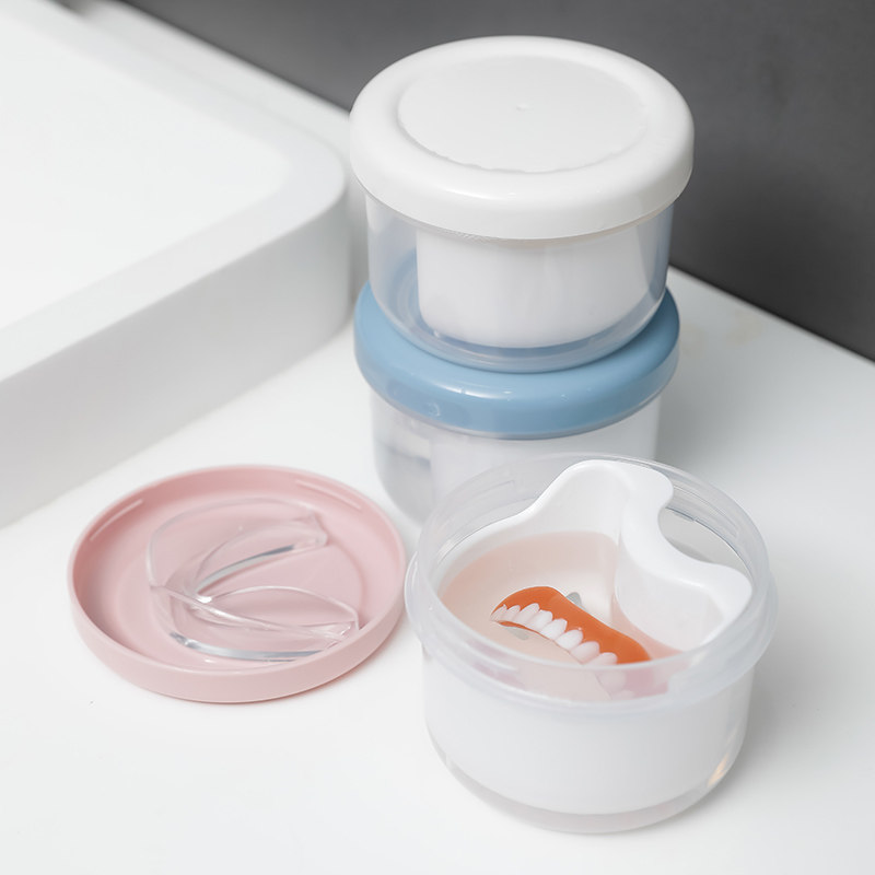 日本进口假牙牙套清洁盒隐形收纳儿童矫正器假牙保持器浸泡清洗盒