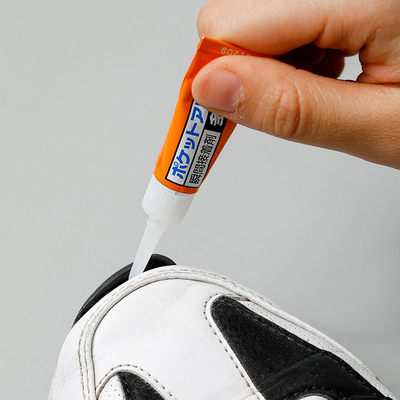 日本进口补鞋胶水强力防水修鞋胶手工金属塑料木材专用快干粘合剂