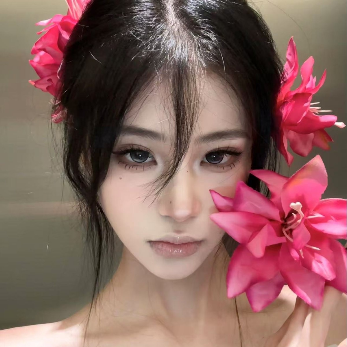 thumbnail for Super fairy pure desire, pink flowers, lily hairpins, atmosphere, side clip hair ornaments, super white Hanfu head flowers, headdress women