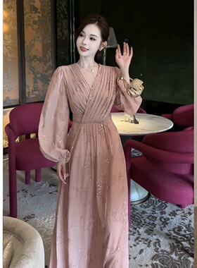 董小姐重工刺绣真丝显瘦连衣裙