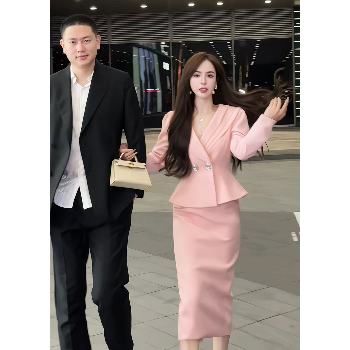 董小姐高端定制套装粉色钻扣西装半身裙两件套秋日ootd穿搭一整套