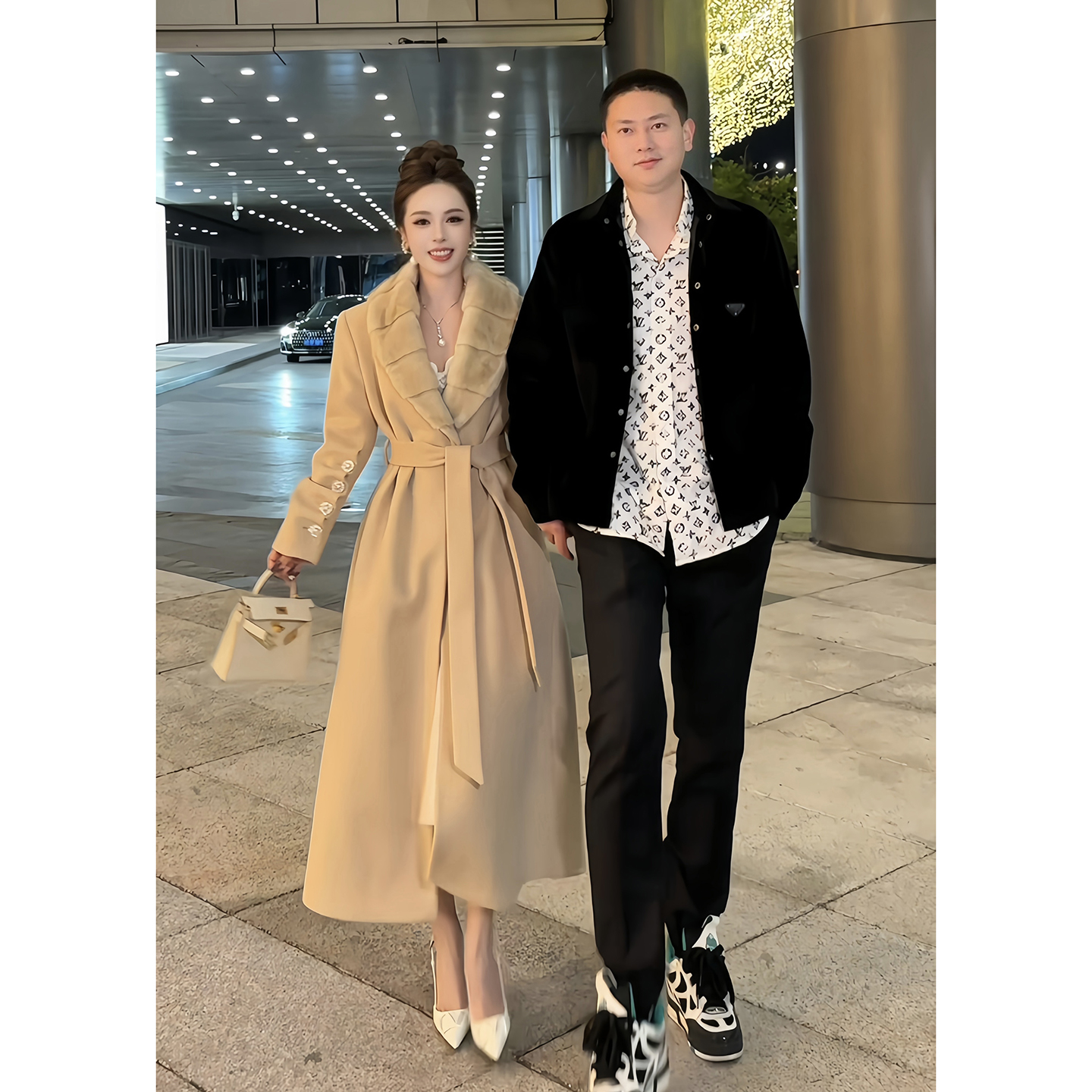 董小姐高端定制毛呢外套女款2025新款高级感毛领大钻扣羊毛呢大衣