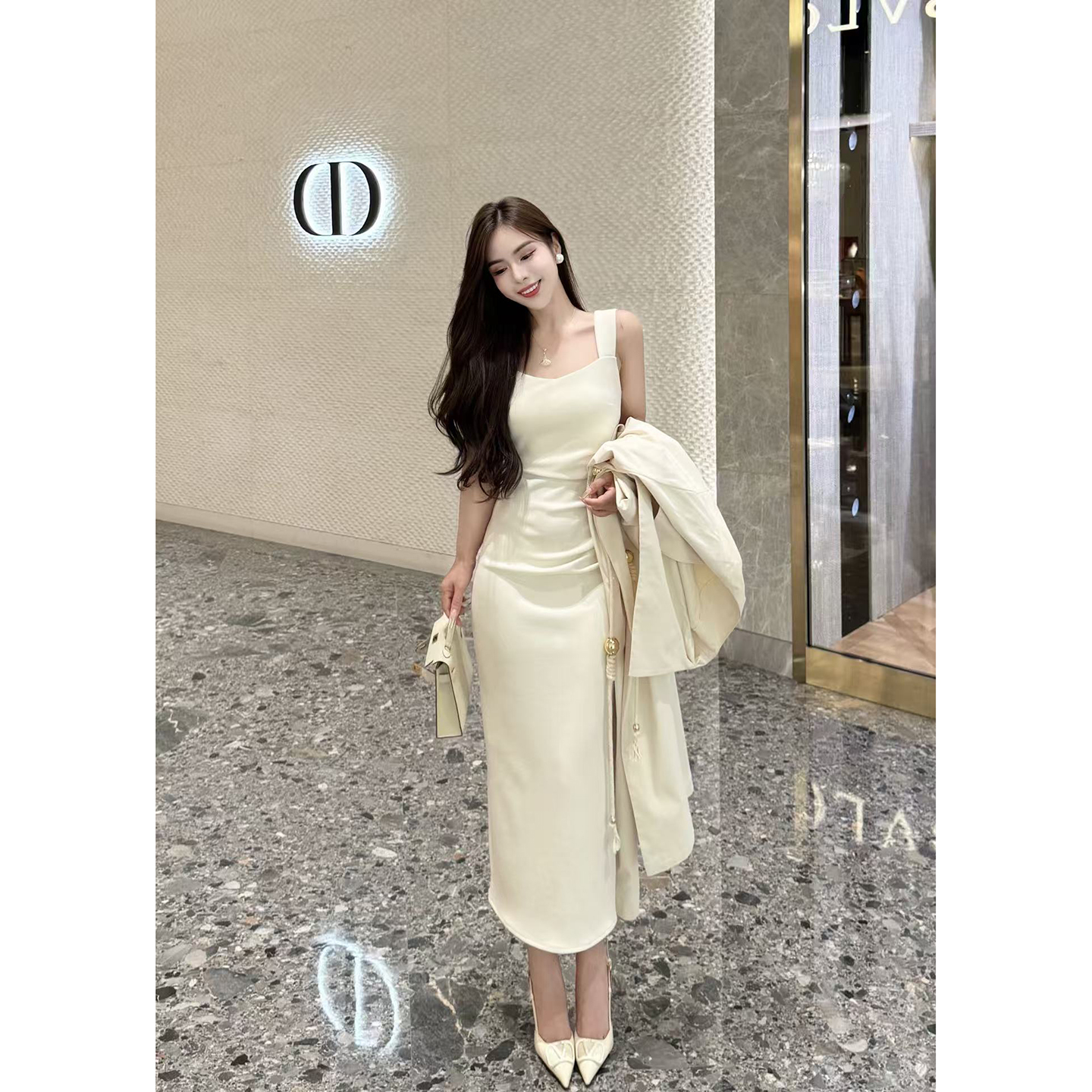 董小姐高端定制白色吊带裙女装高级感气质裙子巨好看的早秋连衣裙