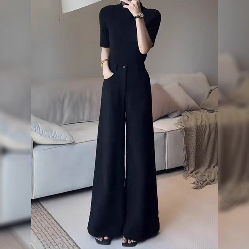 黑色高级阔腿西装裤女秋冬新款大尺码宽松显瘦高腰垂感不贴腿微喇