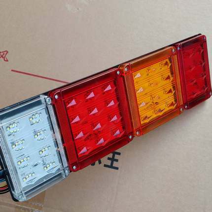 钻石LED斯太尔后尾灯货车24V超亮倒车转向灯刹车电子尾灯总成防水