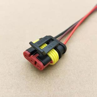 适配解放新大威新悍威传感器插头新跃进福田油水分离器里程表插头