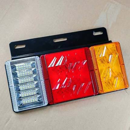 菱形时代后尾灯总成高亮LED箱货轻卡凯马跃进解放车转向倒车灯24v
