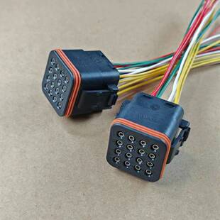 适配陕汽德龙X5000大灯插头新M3000S前照灯尾灯插头座线束插配件