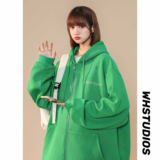 绿色
