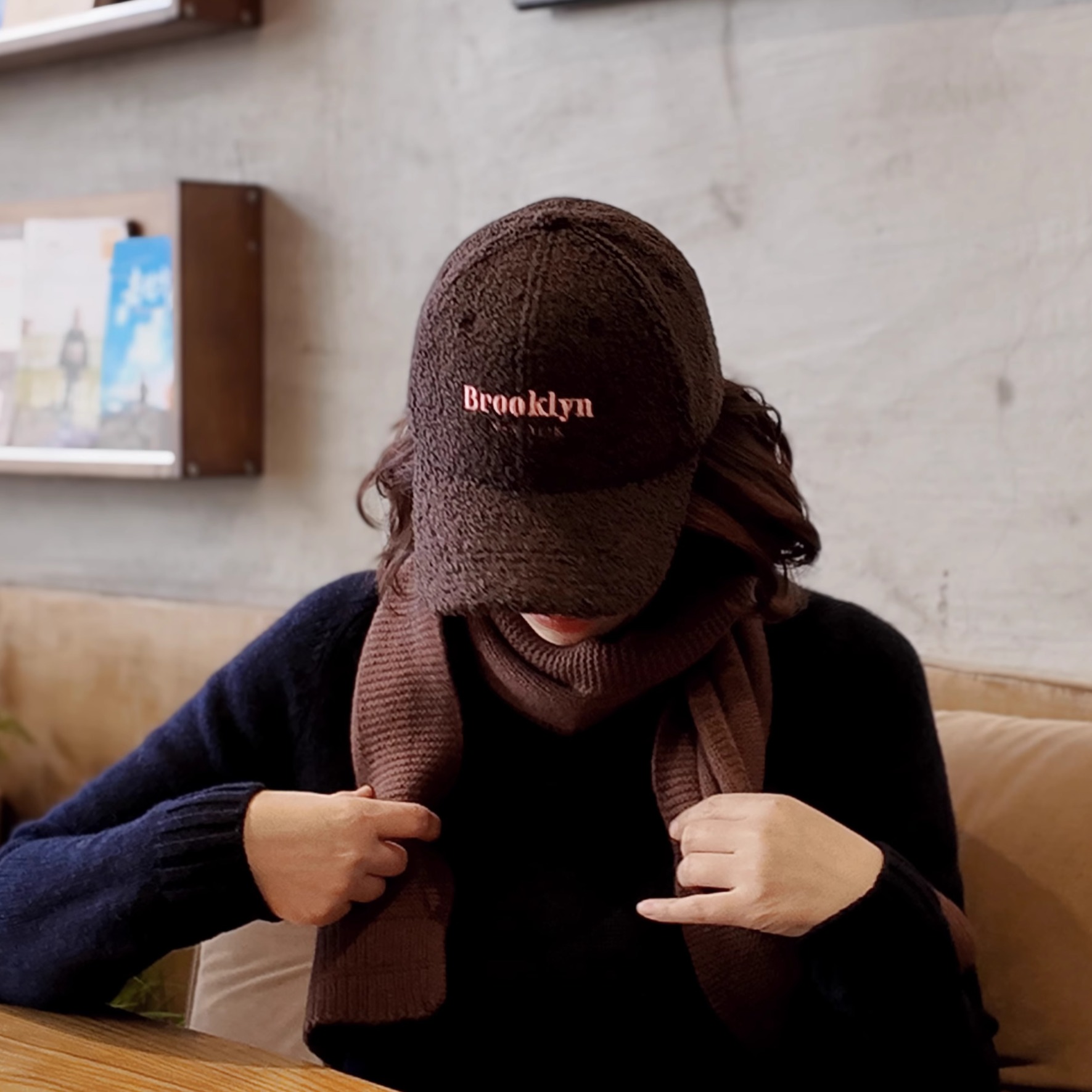 韩国代购羊羔毛棒球帽子女冬休闲字母刺绣有型硬顶帽保暖鸭舌帽潮