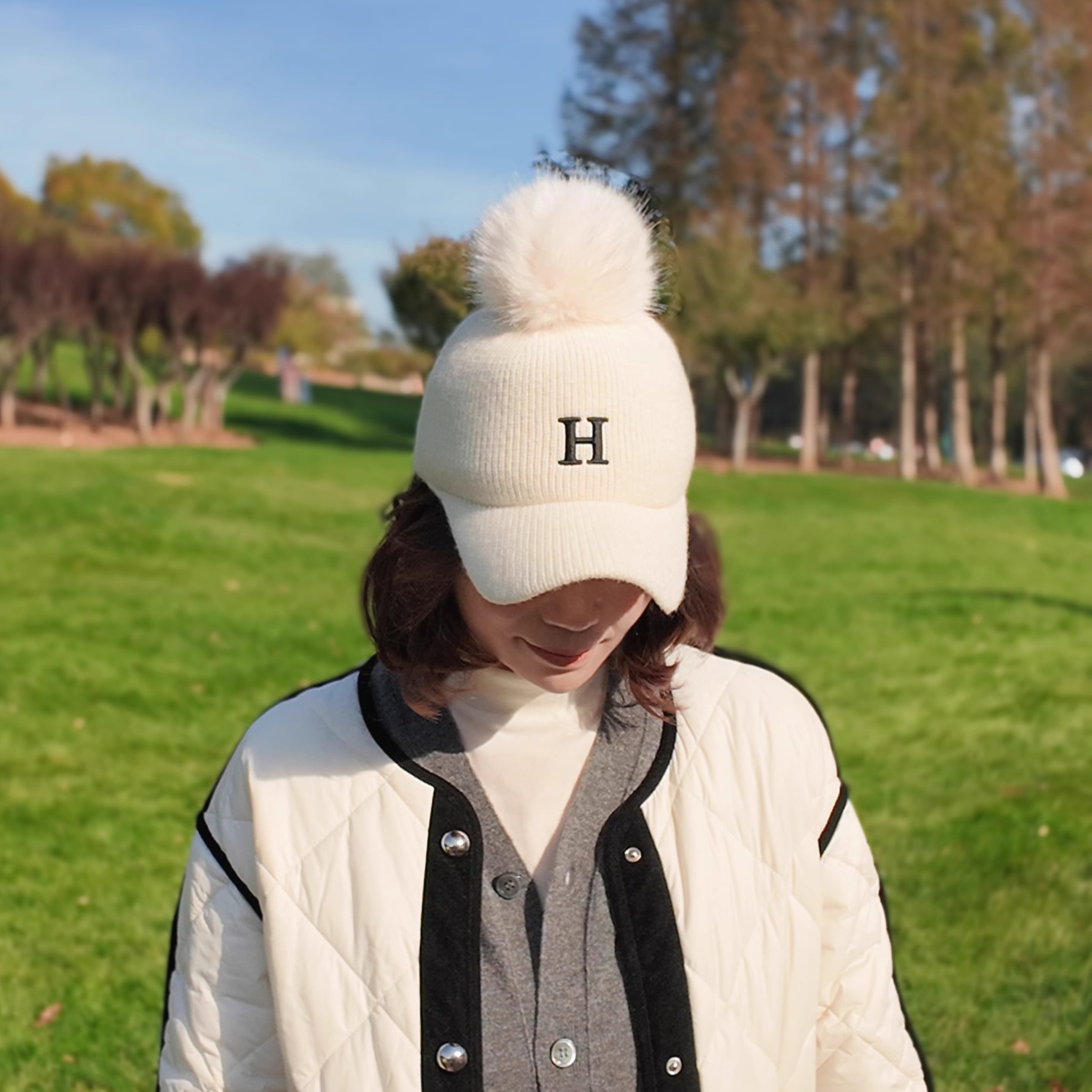 韩国代购保暖羊毛棒球帽子女冬季刺绣加厚大毛球毛线针织帽鸭舌帽