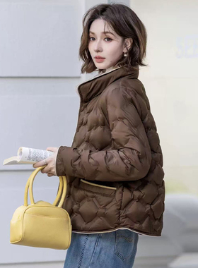 云柔暖绒！25冬新国标90白鸭绒宽松百搭保暖立领羽绒服外套892E03