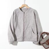 外套89139 休闲防风暖绒舒适显瘦三防棒球服开衫 日常序章 2026新款