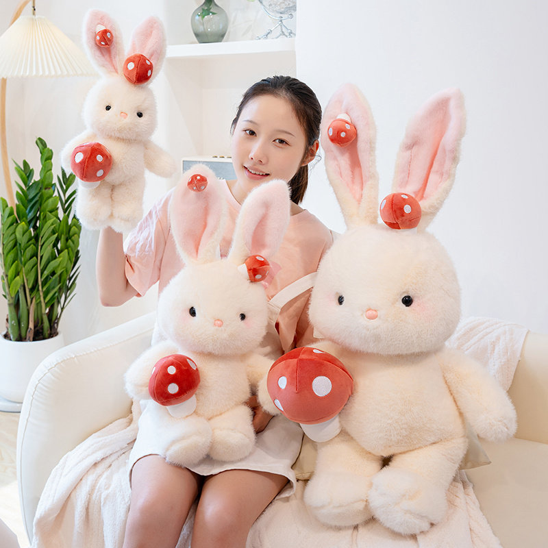 穿越龙可爱蘑菇小兔子玩偶