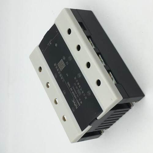固态继电器NNG1-3/032F-38100Z