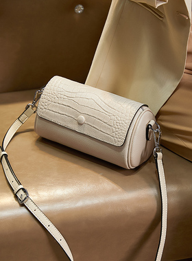 包包女2026春夏新款百搭软皮单肩包质感真皮时尚女士斜挎小包包女