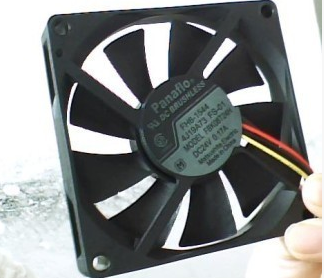 日本原装进口风扇 FBK08T24H 8015 0.17A机箱风扇