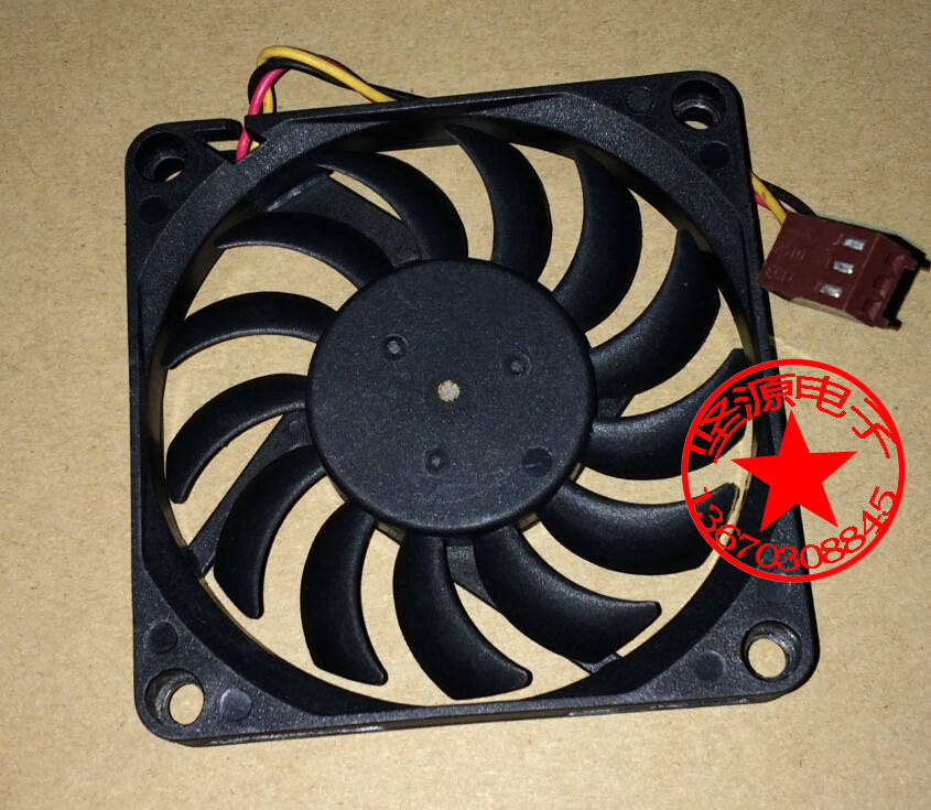 元山Y.S.TECH FD127010LB 12V 0.20A 7010 7厘米CPU 3线风扇