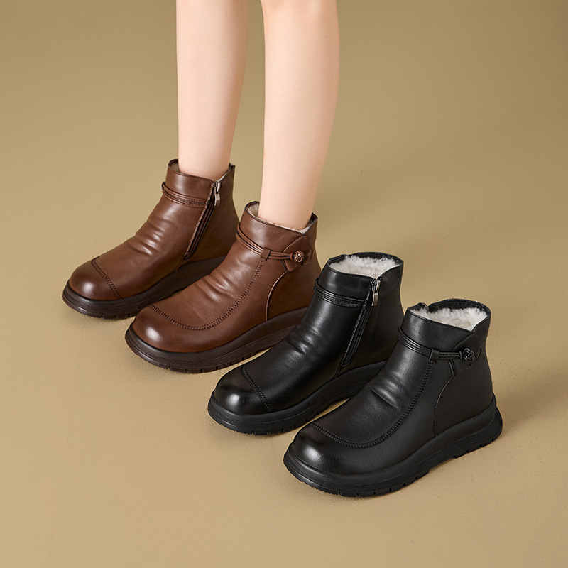 羊毛妈妈鞋棉鞋女软底秋冬季中年短靴皮鞋加绒保暖防滑中老年女鞋