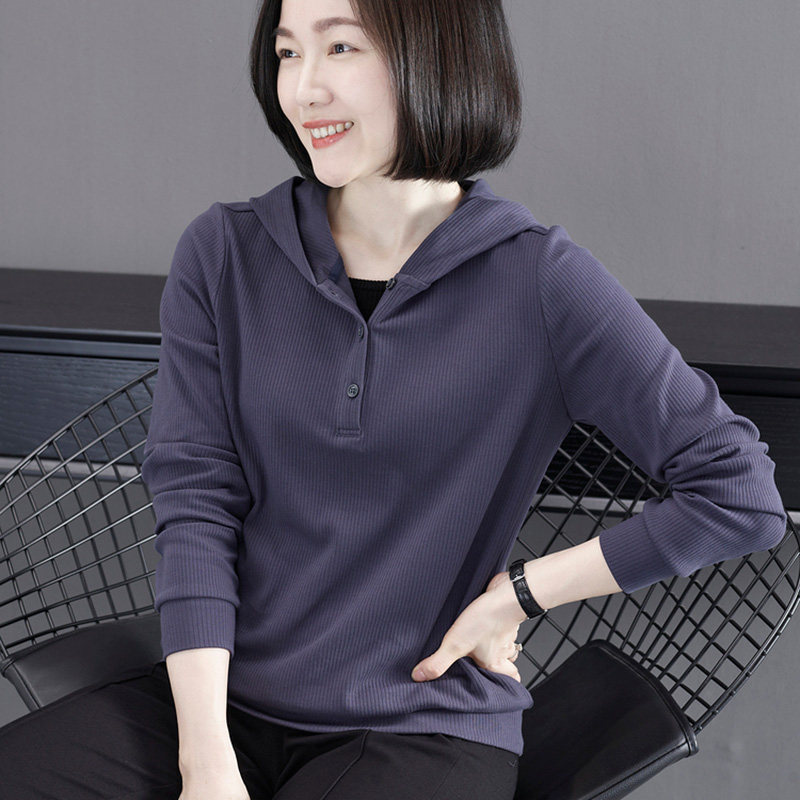 长袖连帽上衣女款纯棉T恤中年减龄薄款卫衣宽松春秋休闲洋气帽衫
