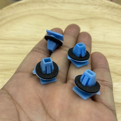 大霸王普瑞维亚挡板防撞条扣