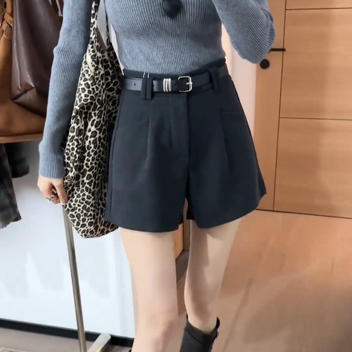 梨形身材毛呢短裤女秋冬季大码胖mm高腰宽松显瘦a字阔腿短裤靴裤