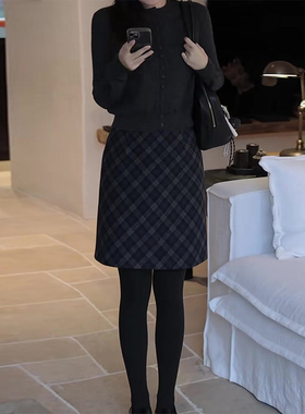 复古轻奢格纹毛呢半身裙女2025新款秋冬款高级感超好看伯克利半裙