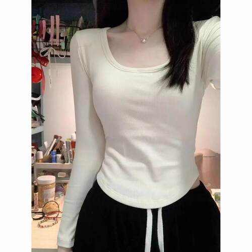 秋冬季修身显瘦德绒方领打底衫