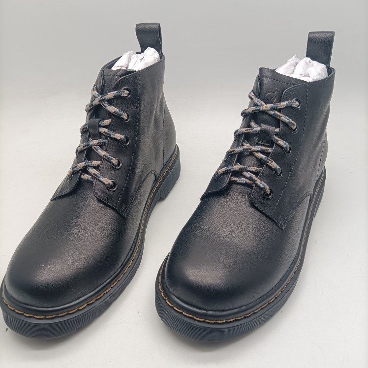 欢腾正品女靴马丁靴头层牛皮黑色款软皮软底春秋过季处理休闲真皮