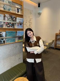 女 套装 韩系慵懒松弛感复古英伦学院风衬衫 针织坎肩马甲背心阔腿裤