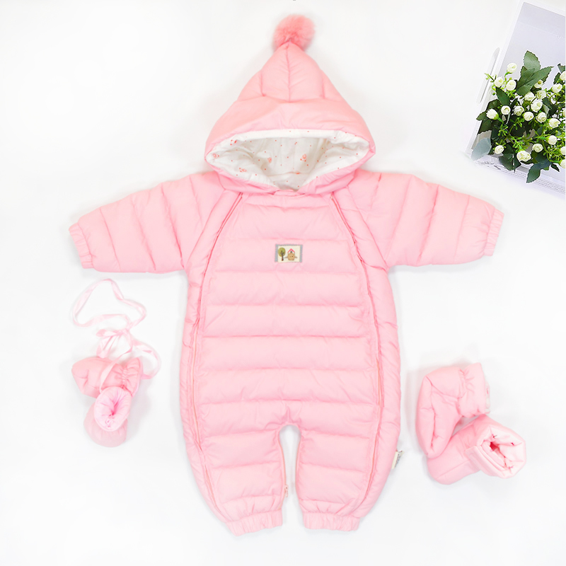 婴儿连体衣加厚包脚外出服冬季