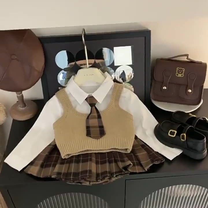 女童秋学院风JK套装新款儿童洋气衬衫针织背心百褶裙三件套78102