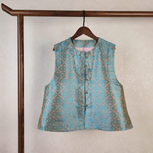 新中式蜀锦马甲张和才双面穿做衣服裁缝店定量身定制衣服手工盘扣