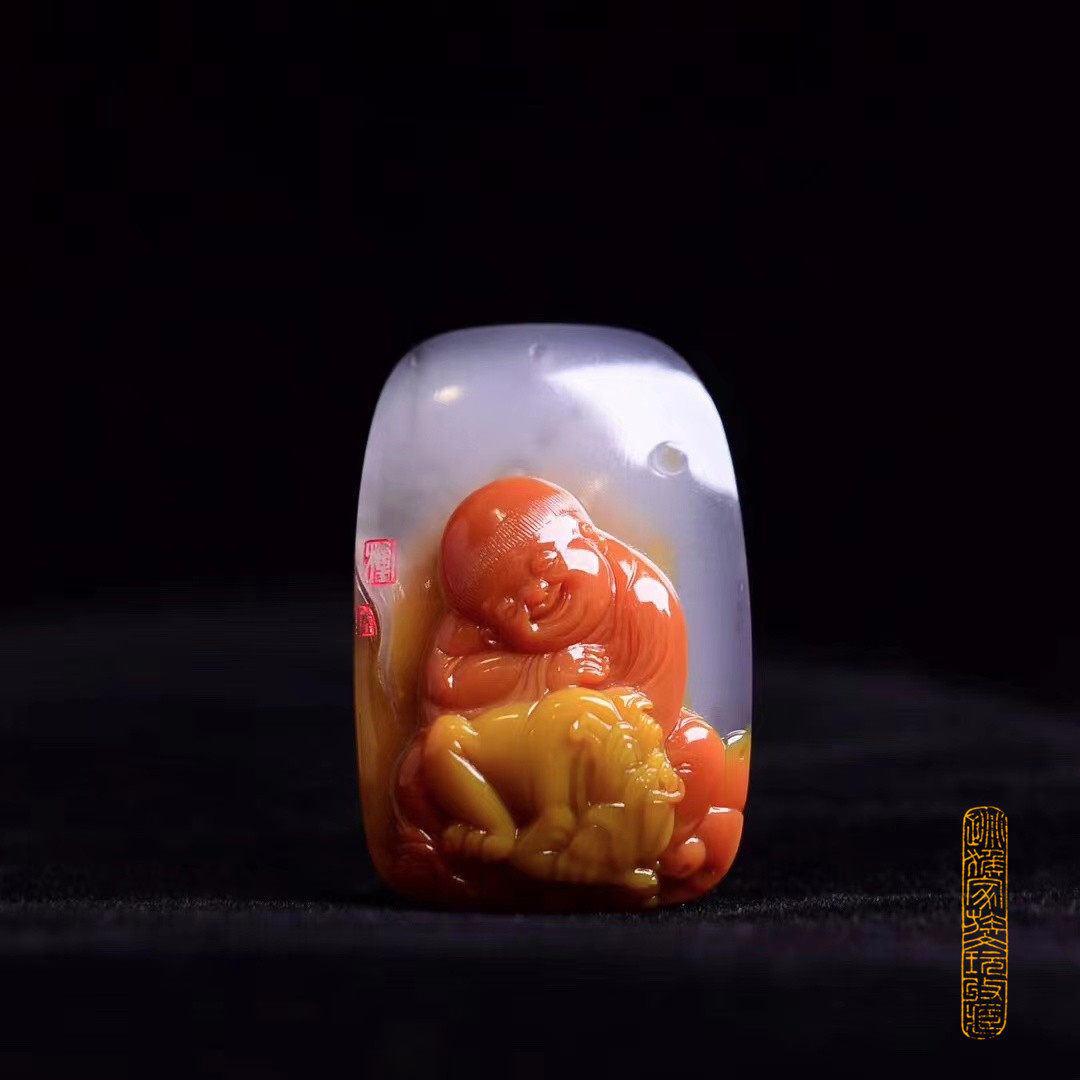 陆子冈杯银奖 百工奖铜奖 战国红玛瑙 童子 玉牌 吊坠