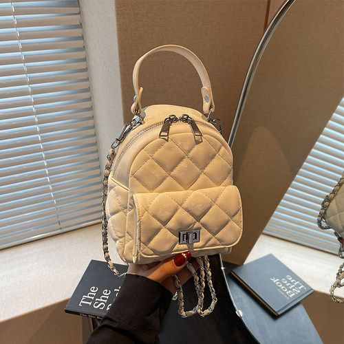 艾米兔女包日常百搭2026新款简约质感纯色洋气通勤手提双肩包